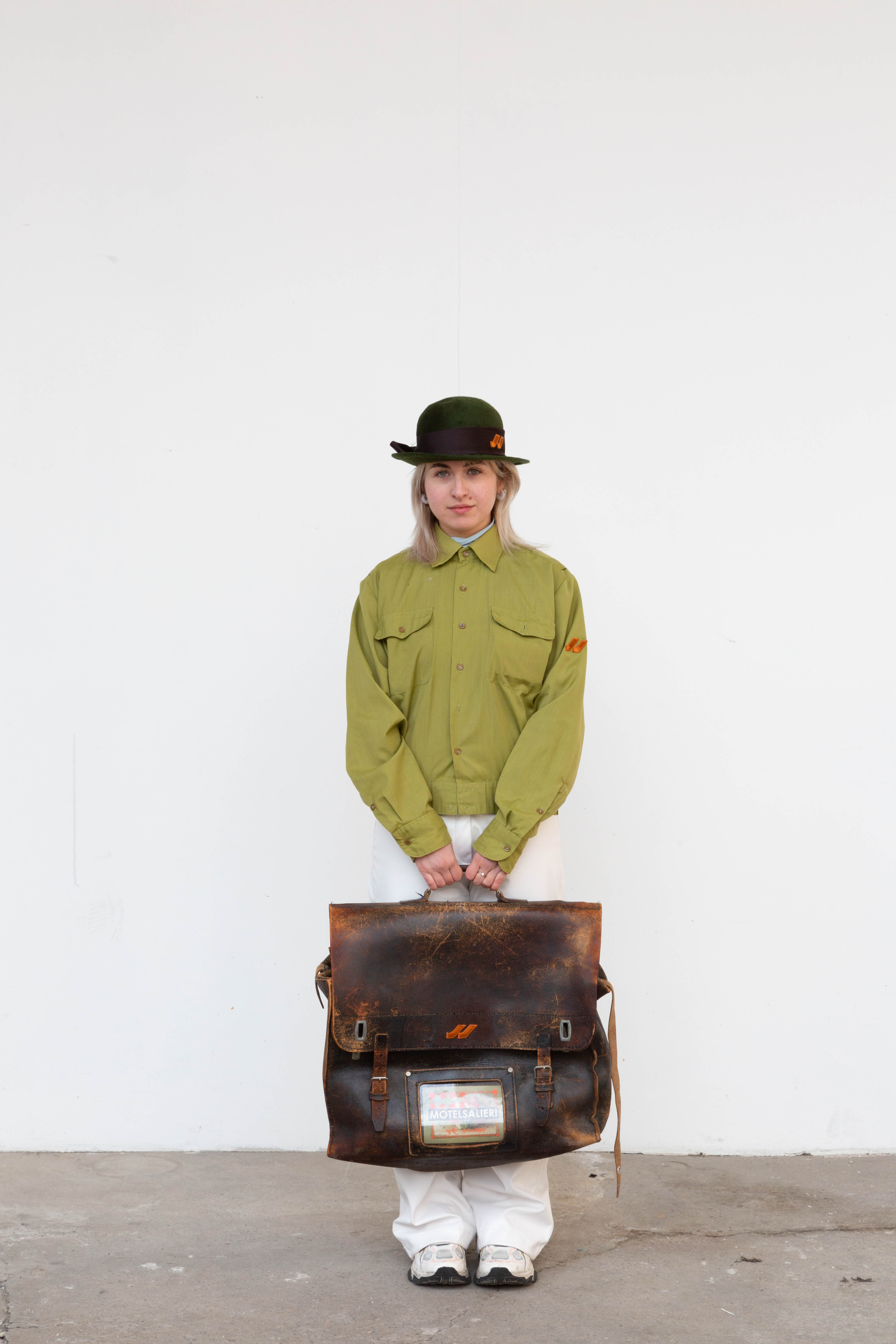 Urania Rusty-Logo Styling 4