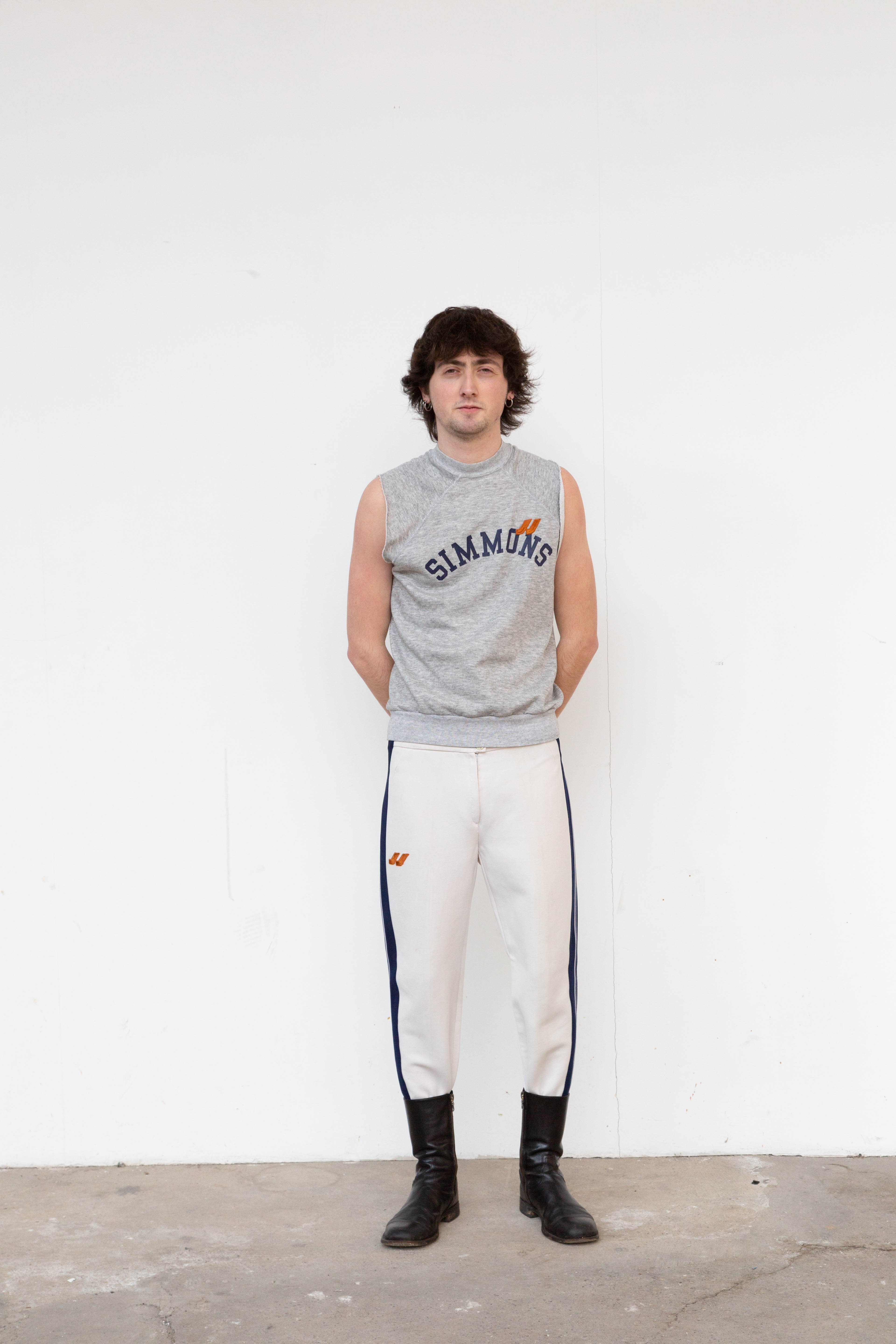 Urania Rusty-Logo Styling 6